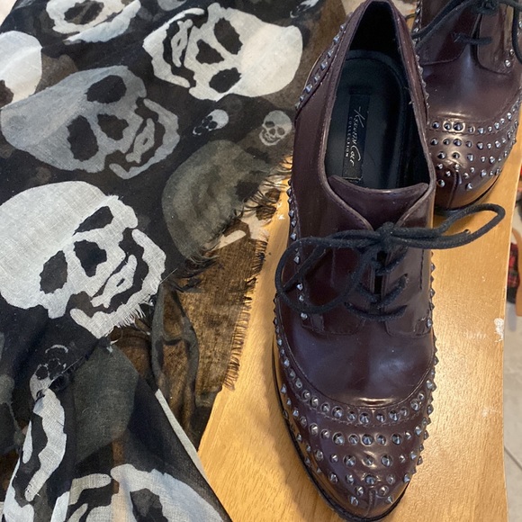 Kenneth Cole Plum leather spiked bootie - Picture 4 of 8